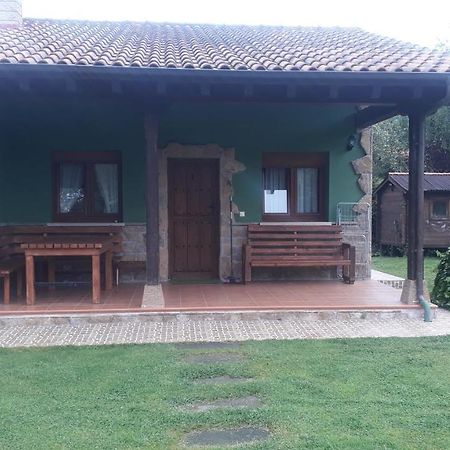 Coviellador Cangas De Onis Guest House Bagian luar foto