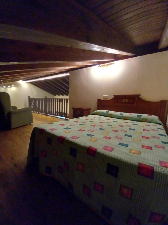 Coviellador Cangas De Onis Guest House Bagian luar foto