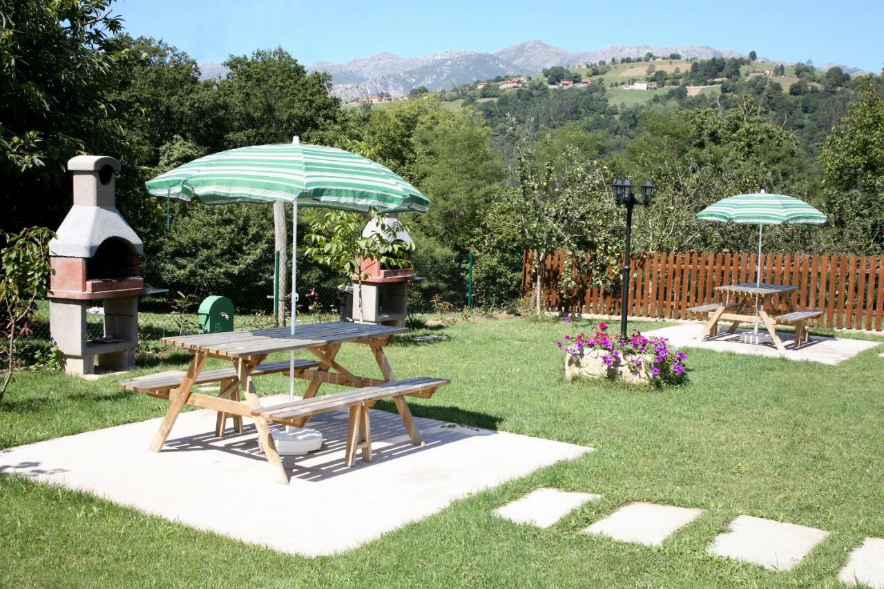 Coviellador Cangas De Onis Guest House Bagian luar foto